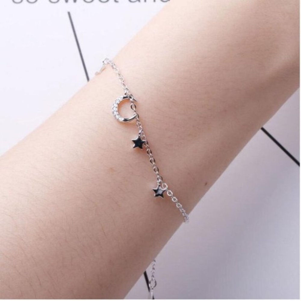 NEW Silver Simple Zircon Moon Star bracelet - Picture 4 of 4